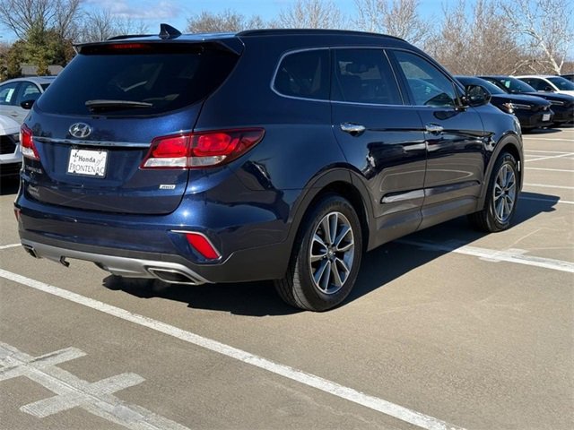 Used 2017 Hyundai Santa Fe SE image 3