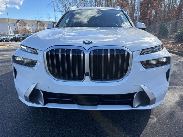 Certified 2024 BMW X7 xDrive40i w/ Premium Package image 2