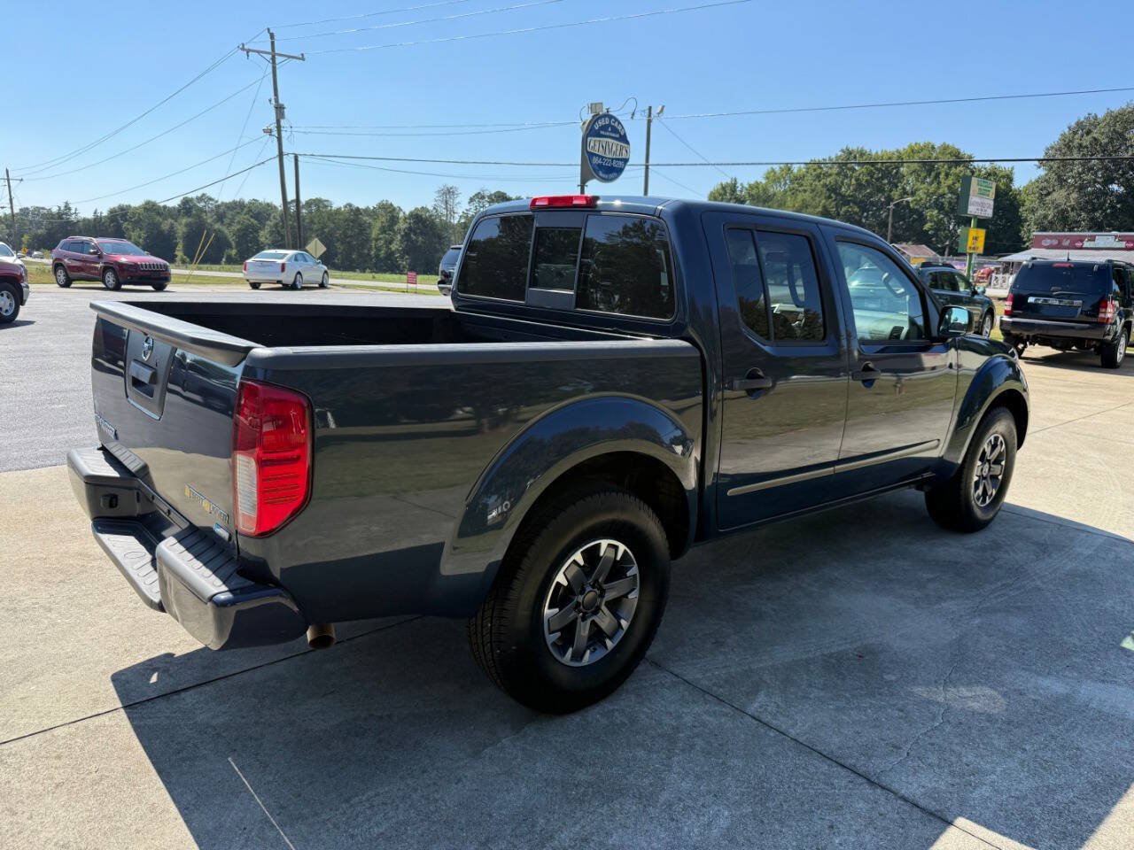 Used 2017 Nissan Frontier Desert Runner RWD image 4