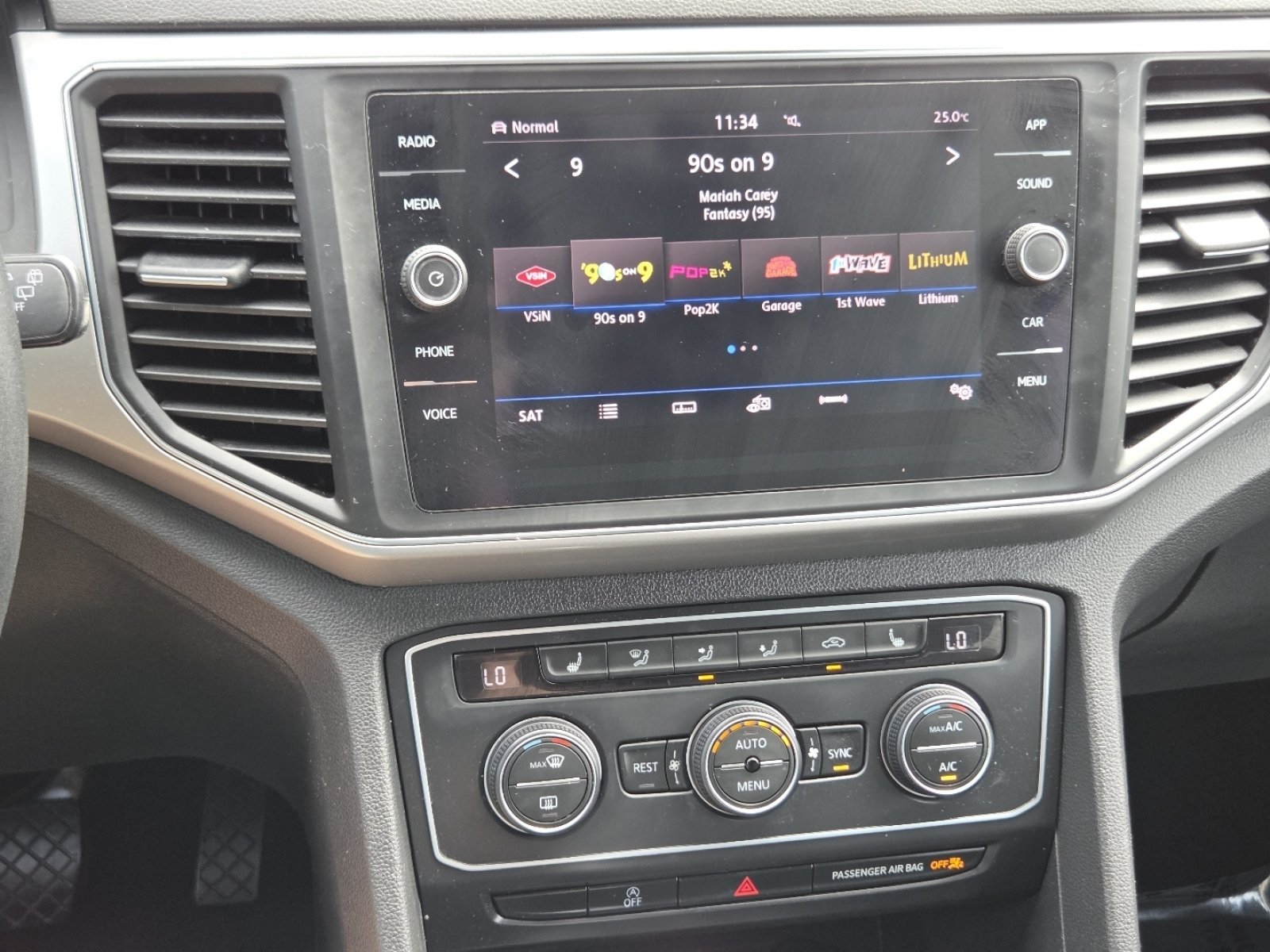 Used 2019 Volkswagen Atlas SE w/ Towing Package AWD/4WD image 33