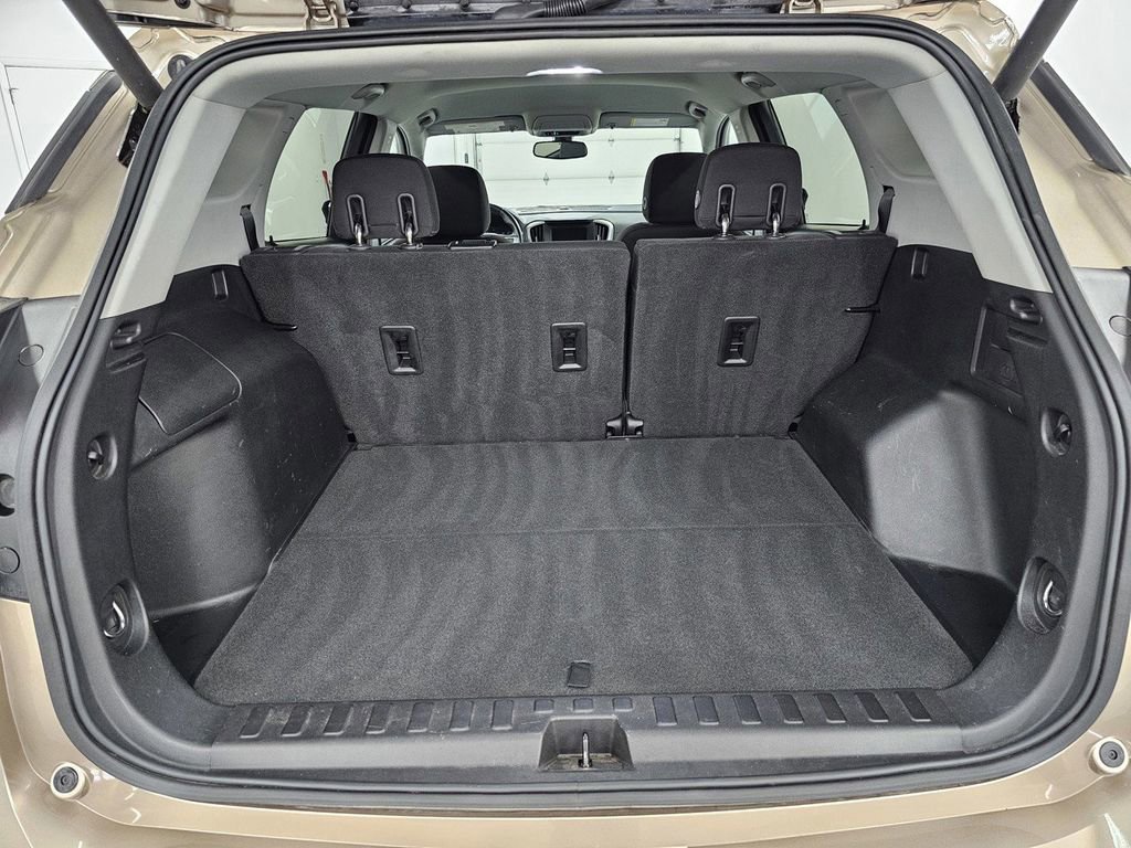 Used 2018 GMC Terrain SLE w/ Driver Convenience Package FWD image 27