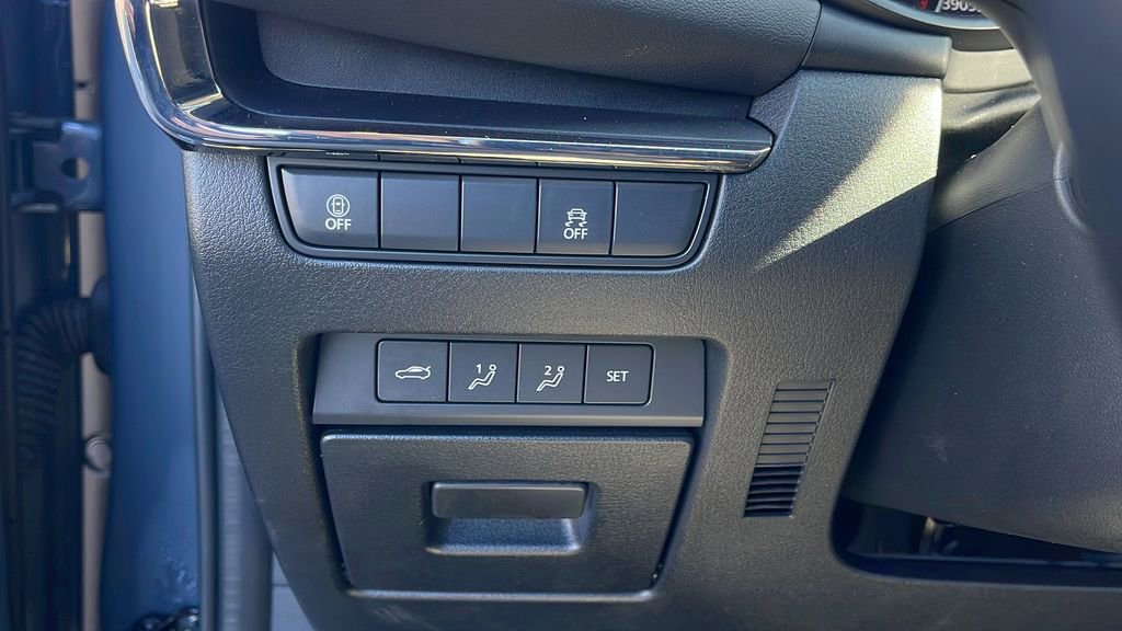 Used 2023 MAZDA MAZDA3 s image 26