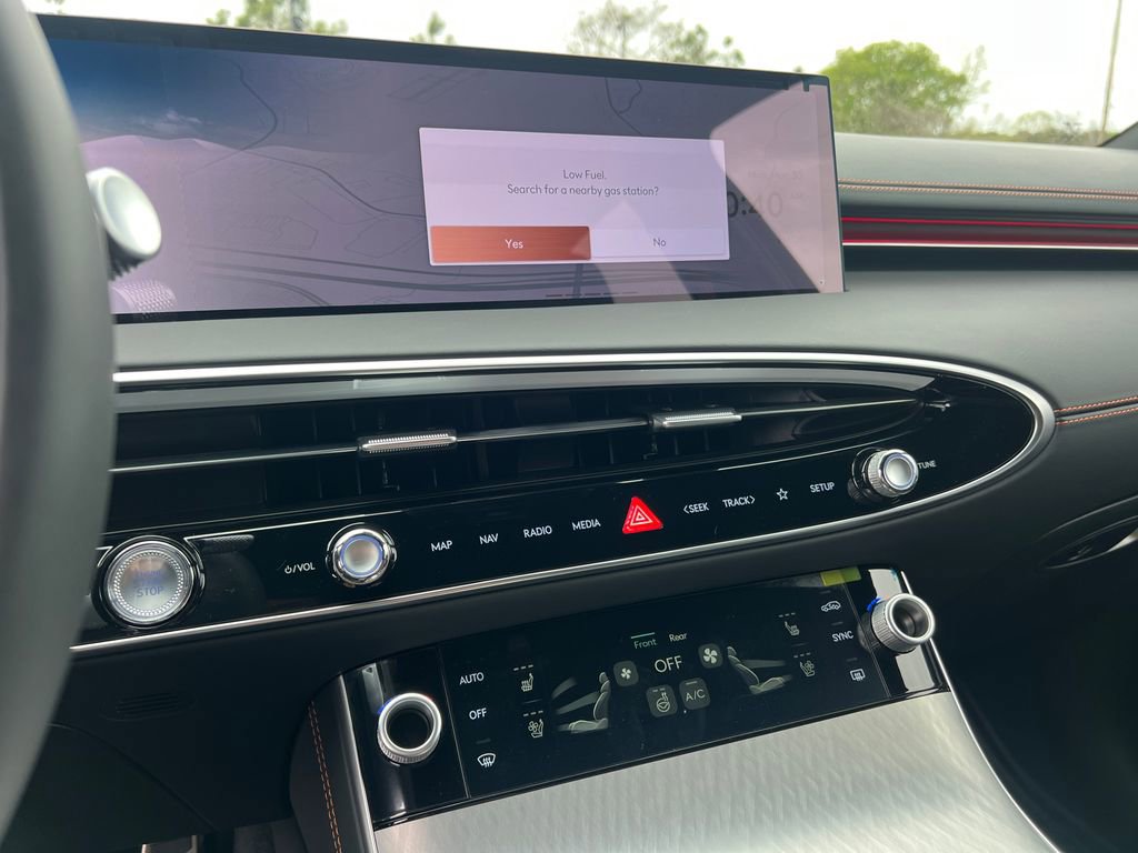 New 2026 Genesis GV70 2.5T Sport Prestige AWD/4WD image 25