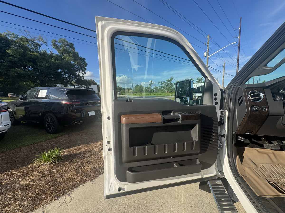 Used 2015 Ford F450 Platinum AWD/4WD image 29