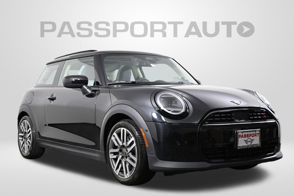 Used 2025 MINI Cooper S image 2