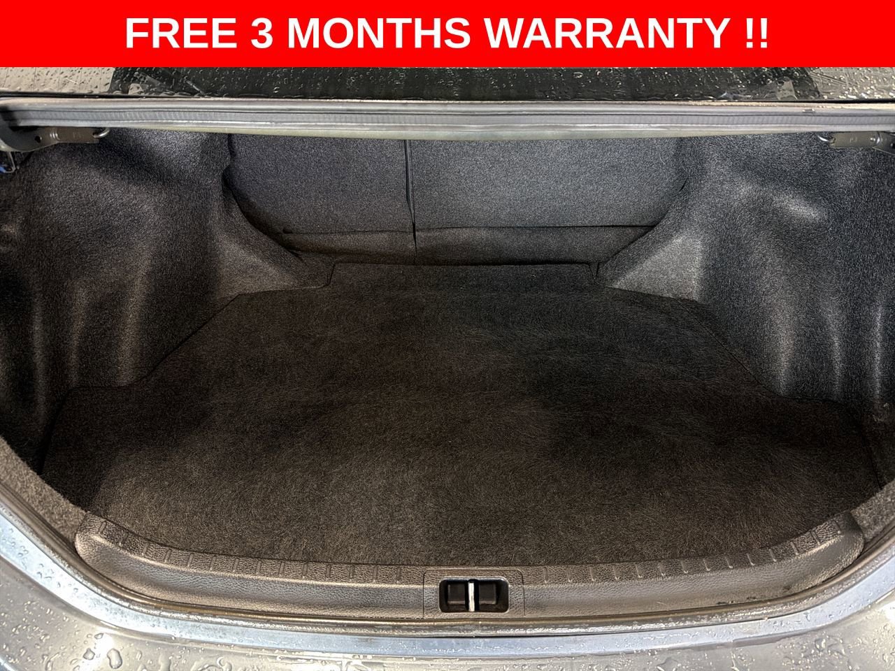 Used 2017 Toyota Corolla LE image 22