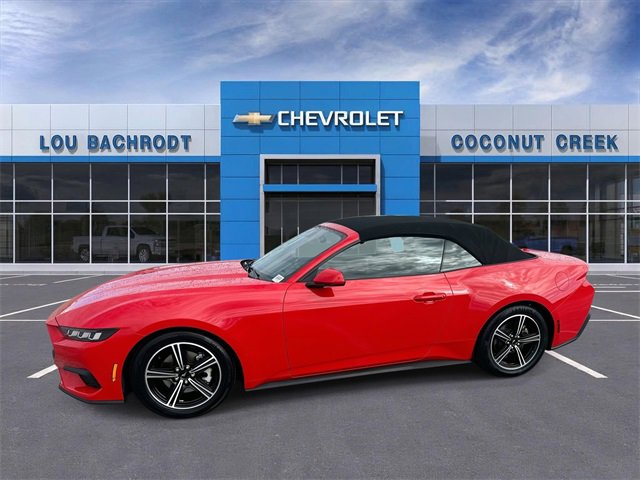 Used 2024 Ford Mustang EcoBoost image 5