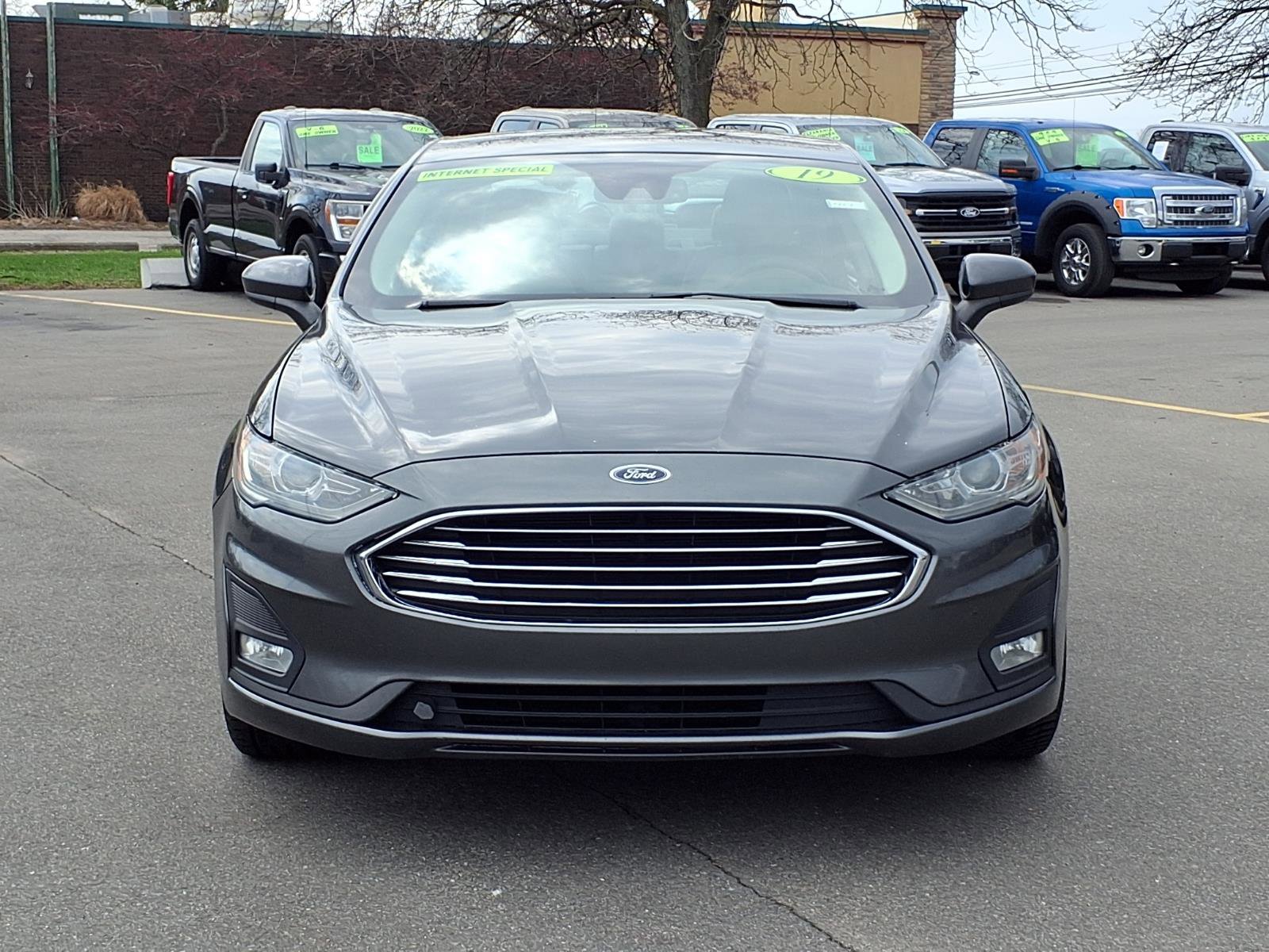 Used 2019 Ford Fusion SE image 23