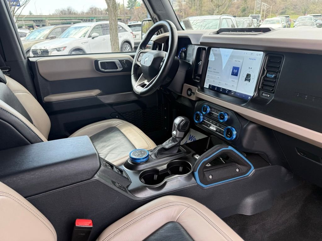Used 2022 Ford Bronco Wildtrak image 31