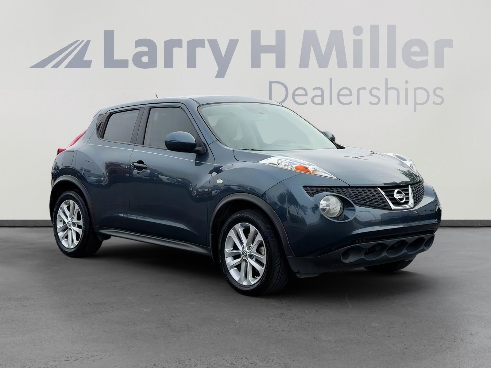Used 2011 Nissan Juke SV FWD image 8