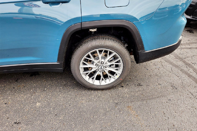 New 2027 Jeep Grand Cherokee L Limited AWD/4WD image 18