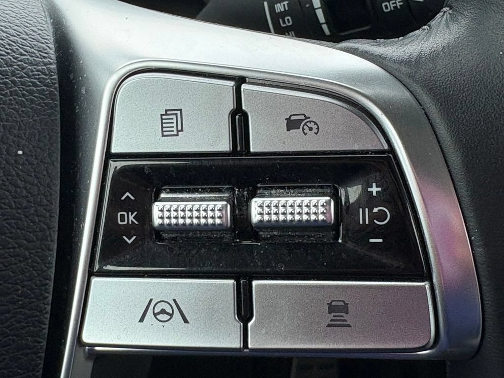Used 2024 Kia Telluride SX w/ Towing Package FWD image 24