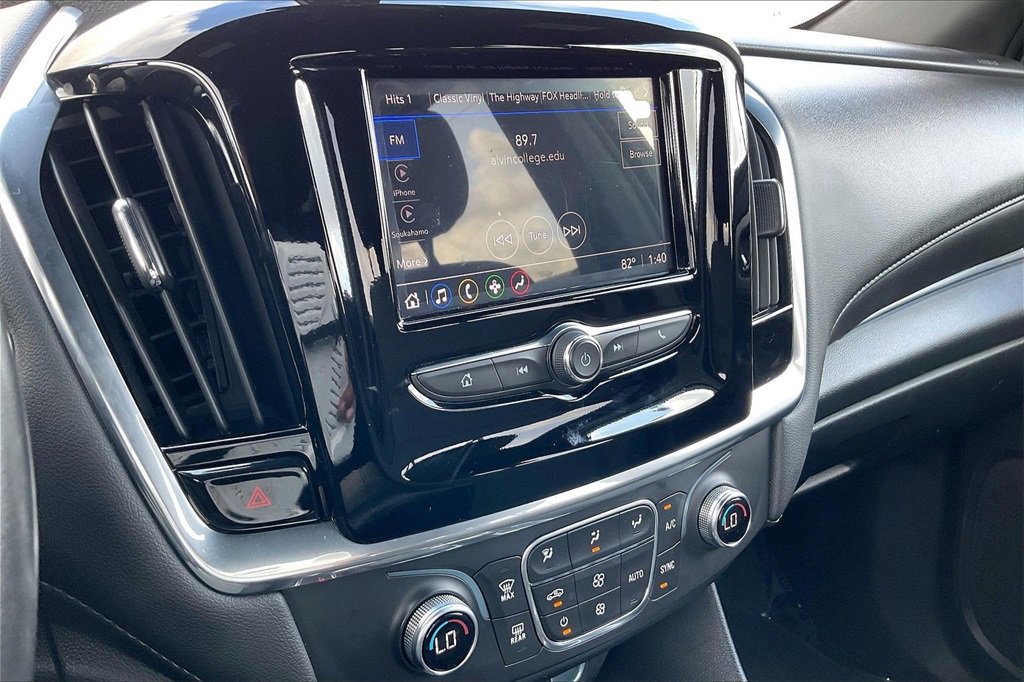 Used 2022 Chevrolet Traverse LT image 26