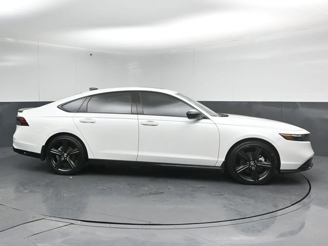 Used 2025 Honda Accord Sport image 8
