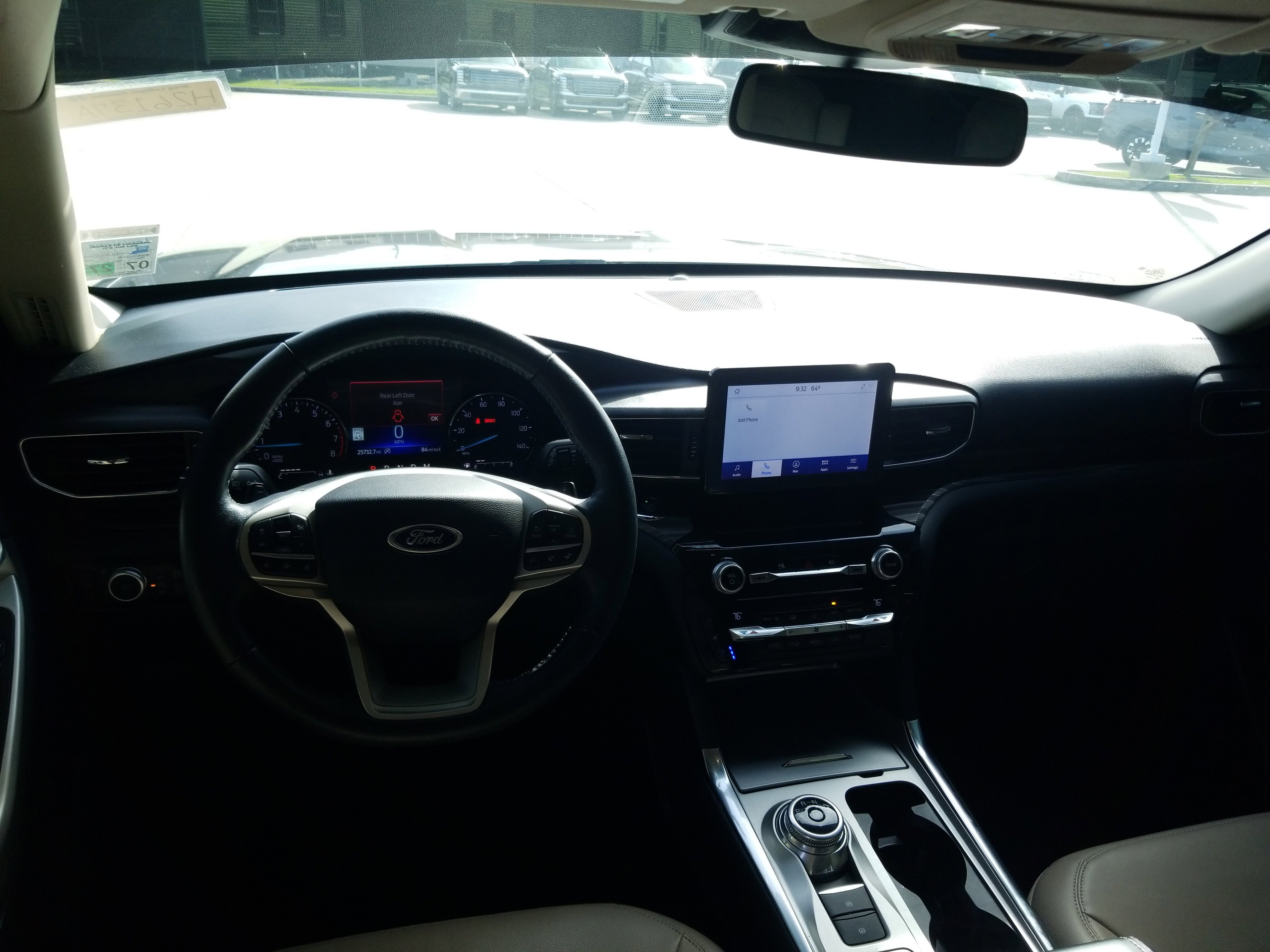 Used 2021 Ford Explorer Limited w/ Equipment Group 301A image 18