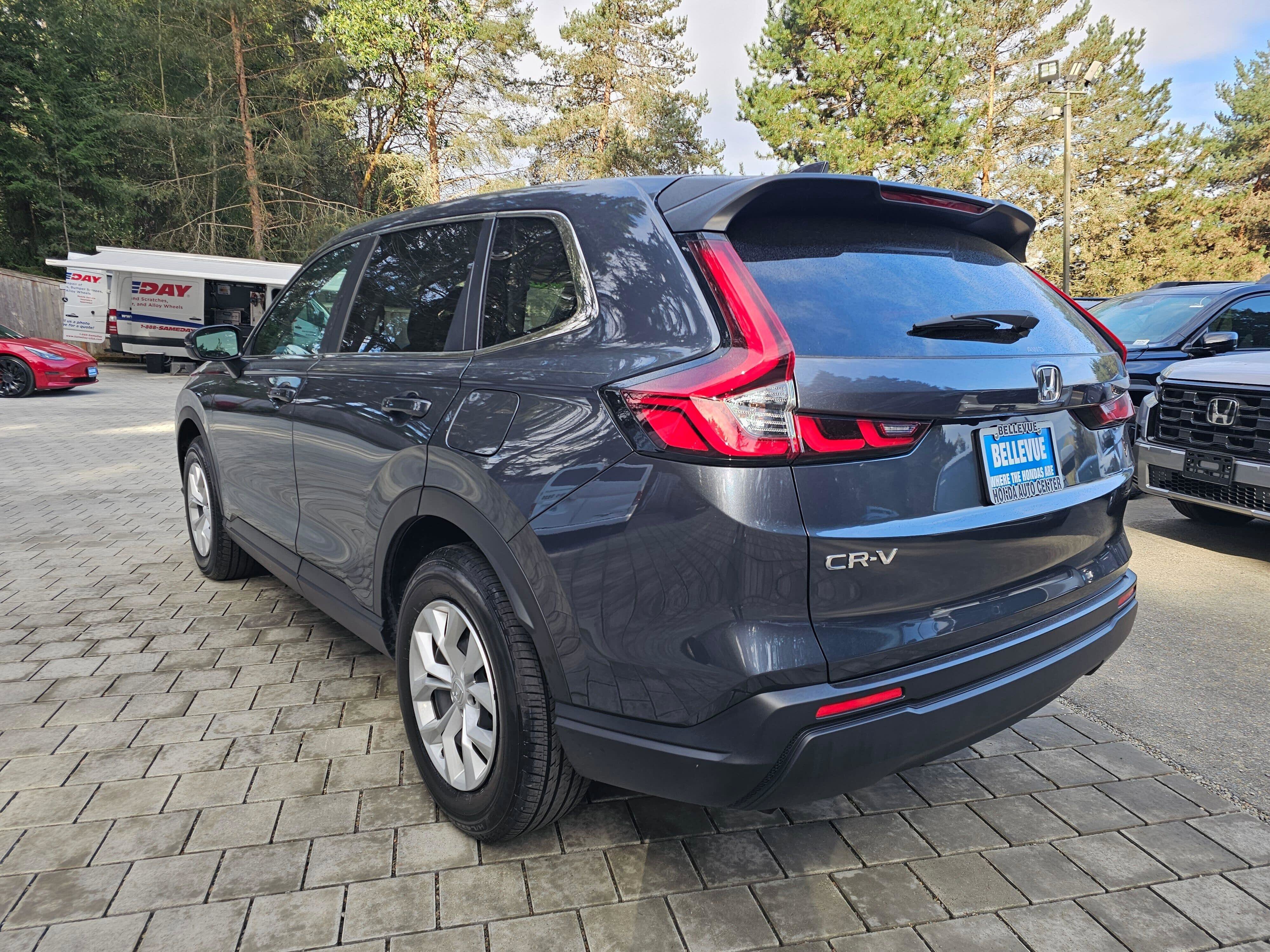Certified 2025 Honda CR-V LX image 5