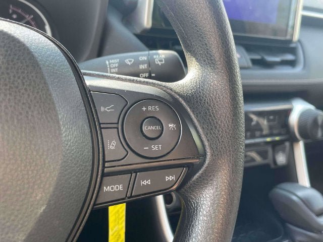 Certified 2025 Toyota RAV4 LE AWD/4WD image 23