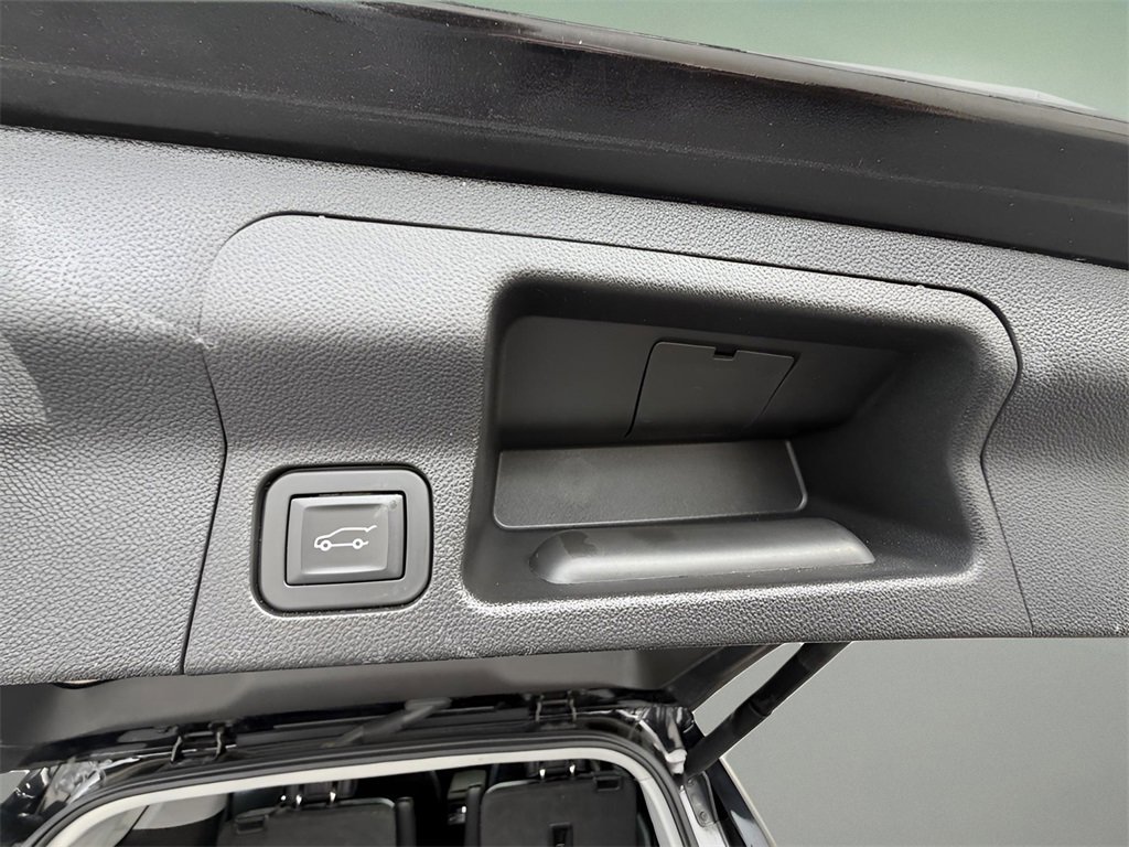 Used 2019 GMC Acadia SLT w/ Black Edition image 21