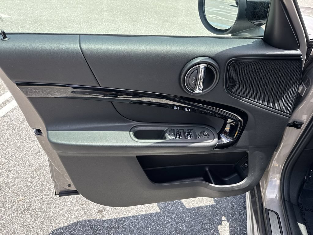Used 2023 MINI Cooper Countryman S FWD image 38