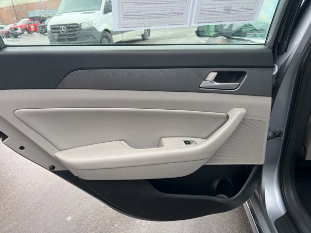 Used 2016 Hyundai Sonata SE image 14