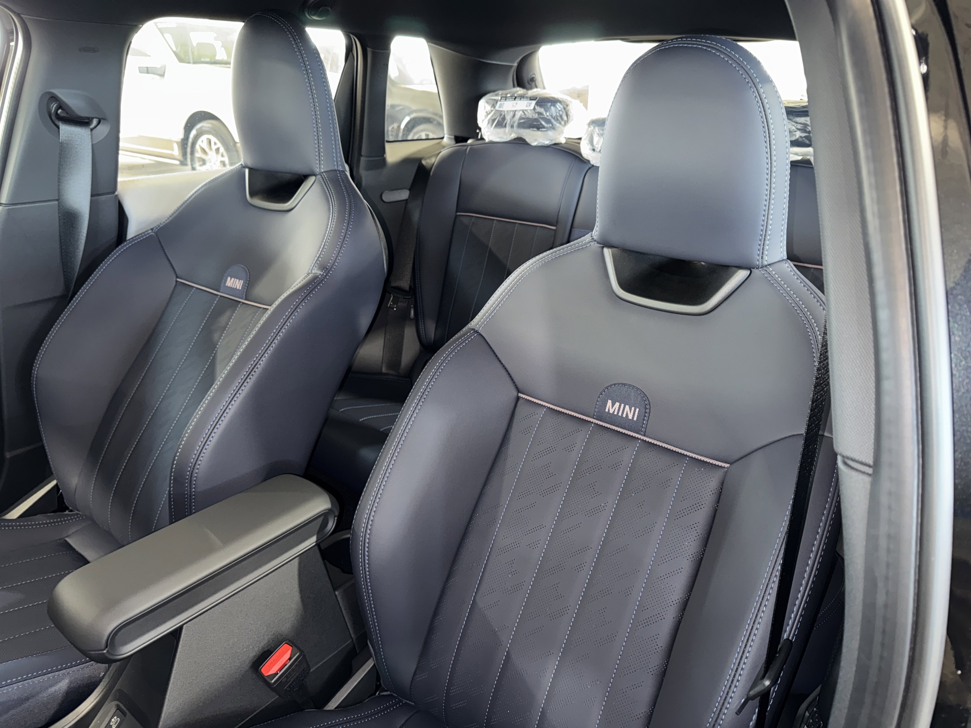 New 2026 MINI Cooper 4-Door Hardtop FWD image 25