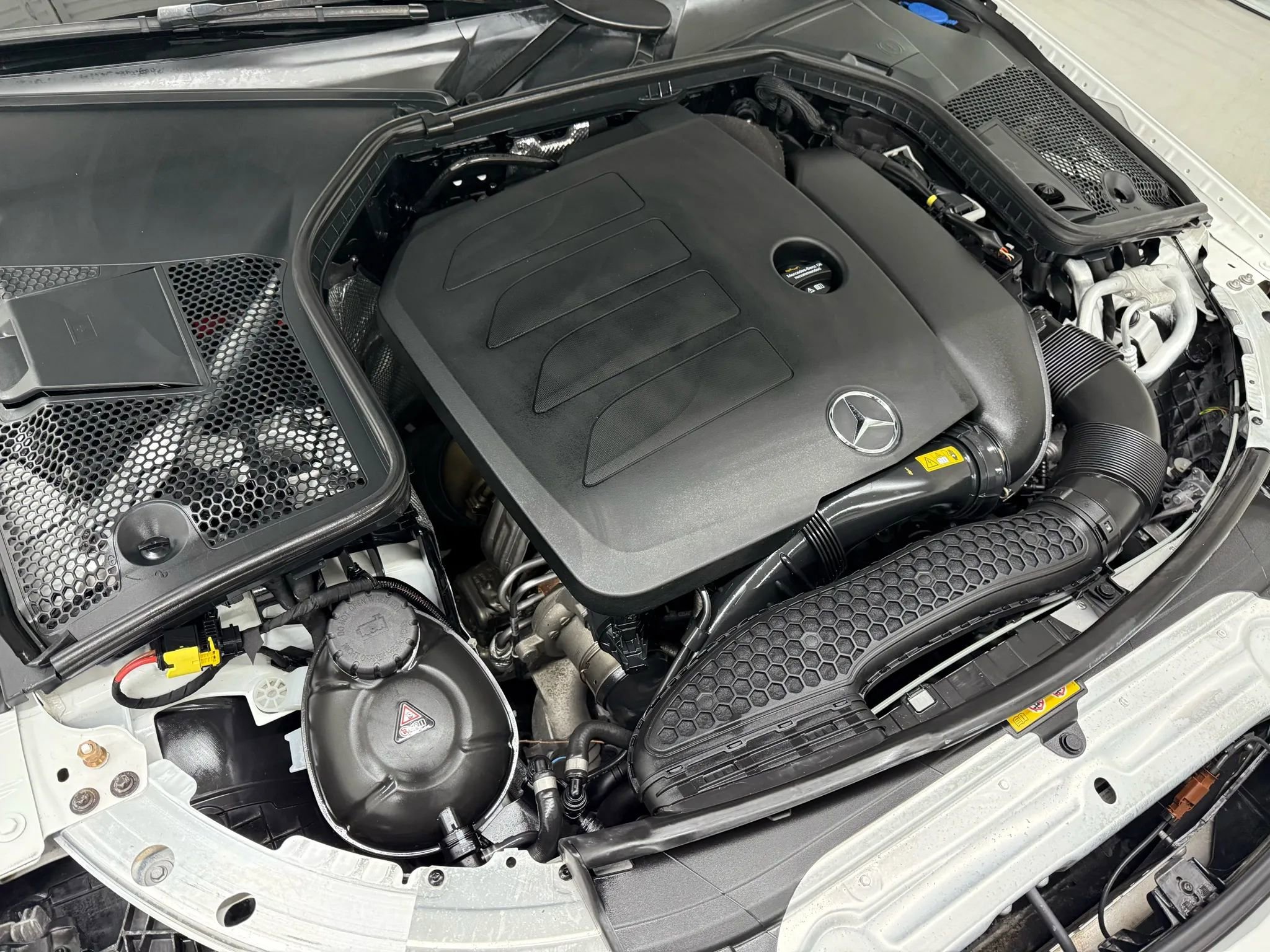 Used 2021 Mercedes-Benz C 300 Sedan image 45