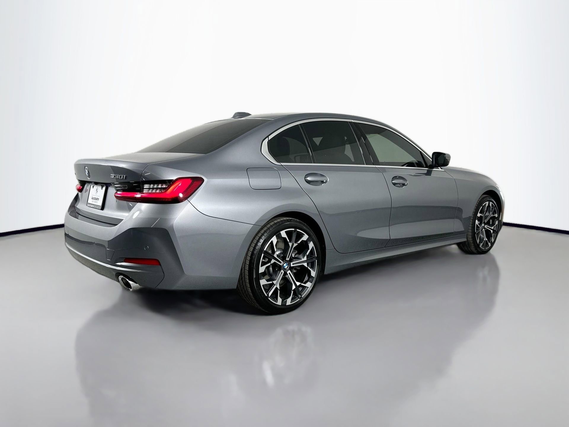 New 2026 BMW 330i xDrive Sedan w/ Premium Package image 5