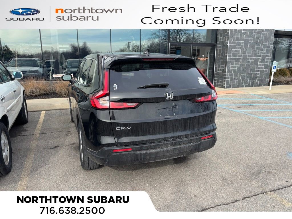 Used 2024 Honda CR-V EX image 3