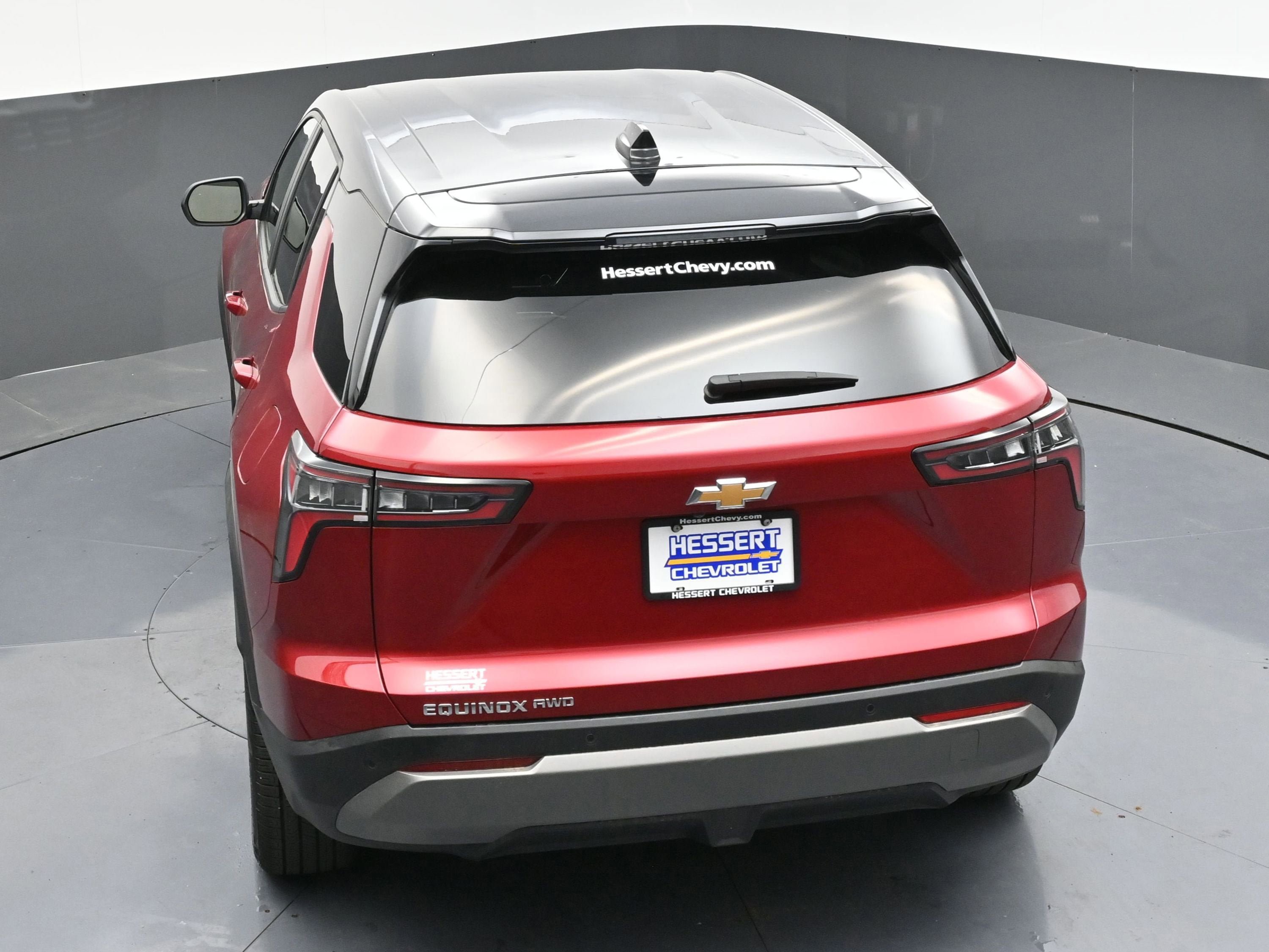 Used 2026 Chevrolet Equinox LT AWD/4WD image 44