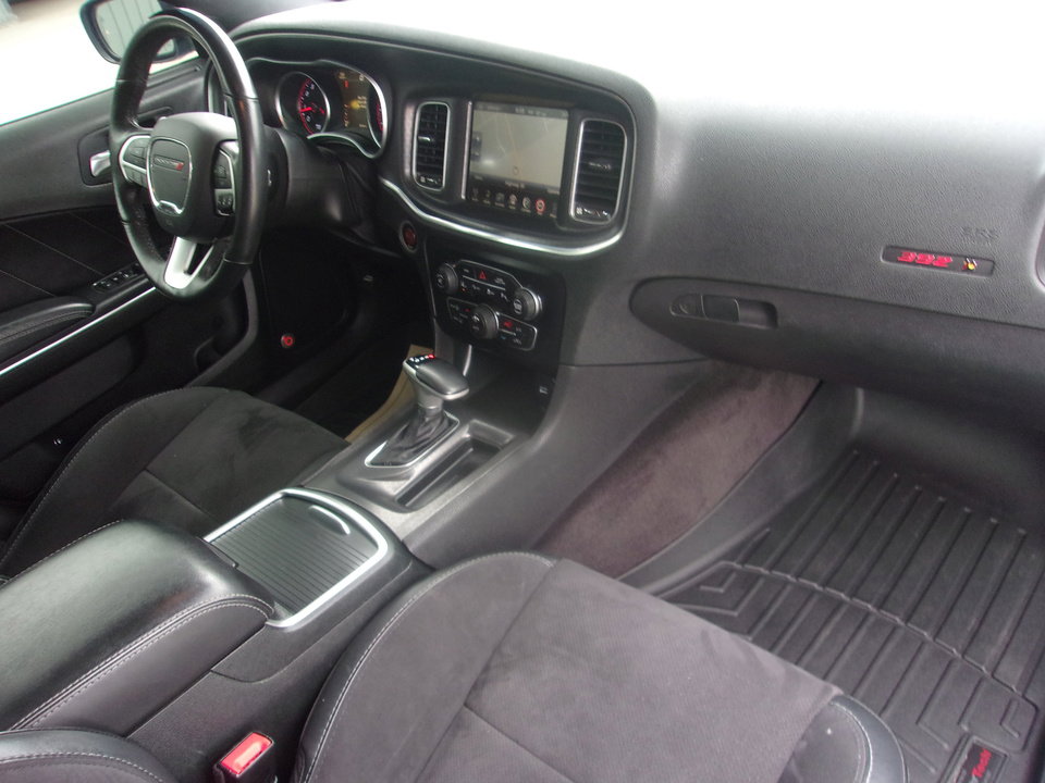 Used 2016 Dodge Charger R/T Scat Pack w/ Technology Group image 12