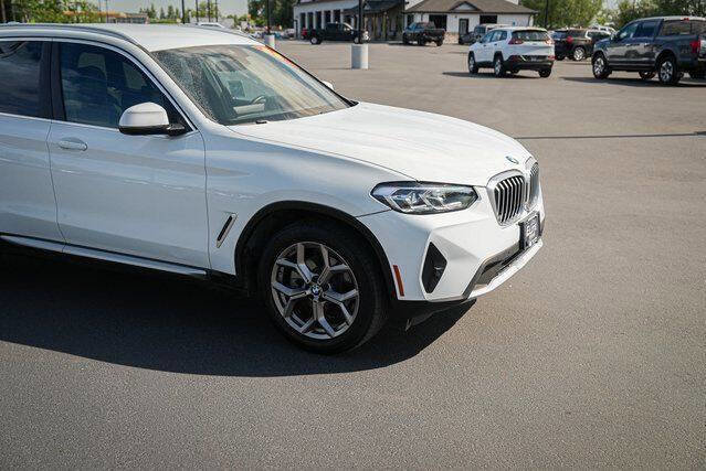 Used 2022 BMW X3 xDrive30i image 3