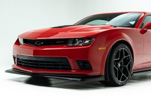 Used 2015 Chevrolet Camaro Z/28 RWD image 11