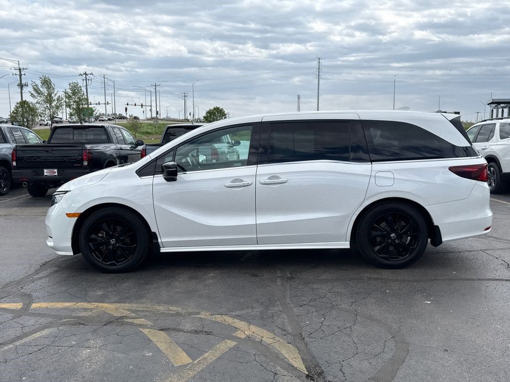 Certified 2023 Honda Odyssey Sport image 8