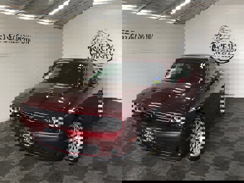 Used 2018 Dodge Challenger SXT image 20