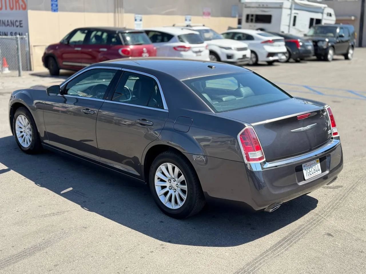 Used 2014 Chrysler 300 Limited RWD image 11