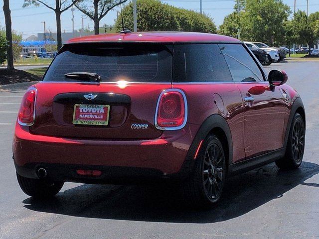 Used 2018 MINI Cooper 2-Door Hardtop FWD image 5