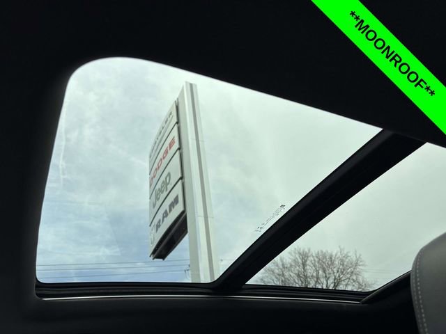 Used 2021 Chevrolet TrailBlazer ACTIV w/ Sun and Liftgate Package FWD image 8