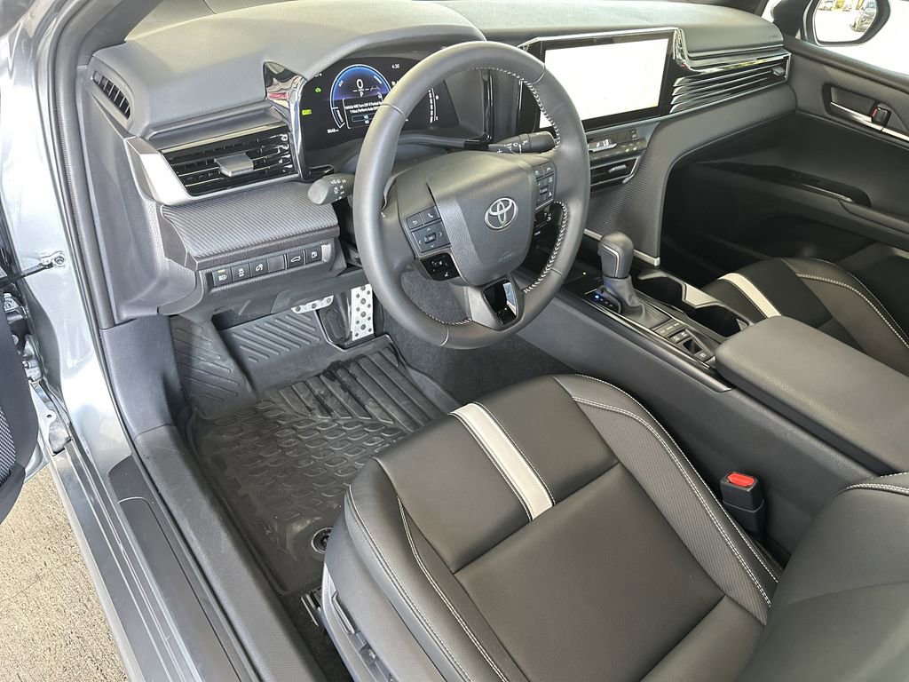 Used 2025 Toyota Camry SE w/ Multimedia Upgrade Package FWD image 13