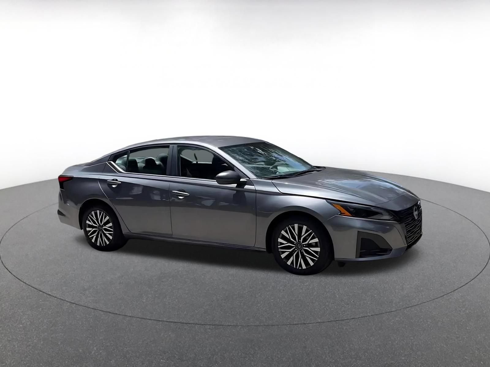 Used 2026 Nissan Altima 2.5 SV FWD video 2