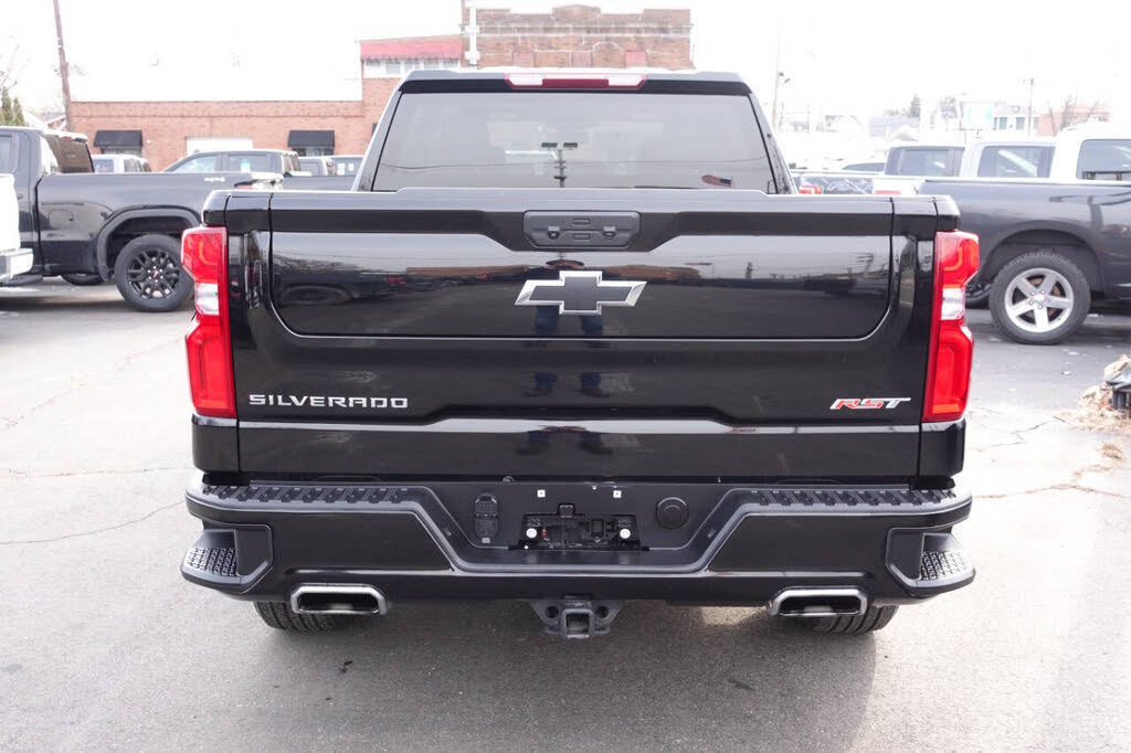 Used 2024 Chevrolet Silverado 1500 RST AWD/4WD image 9