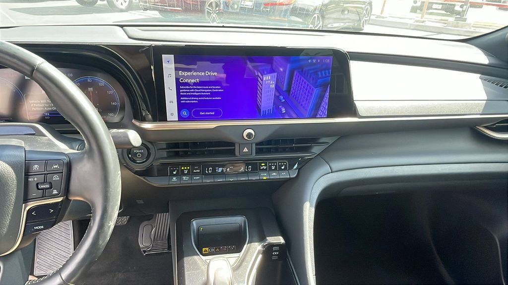 Certified 2025 Toyota Crown Limited image 15