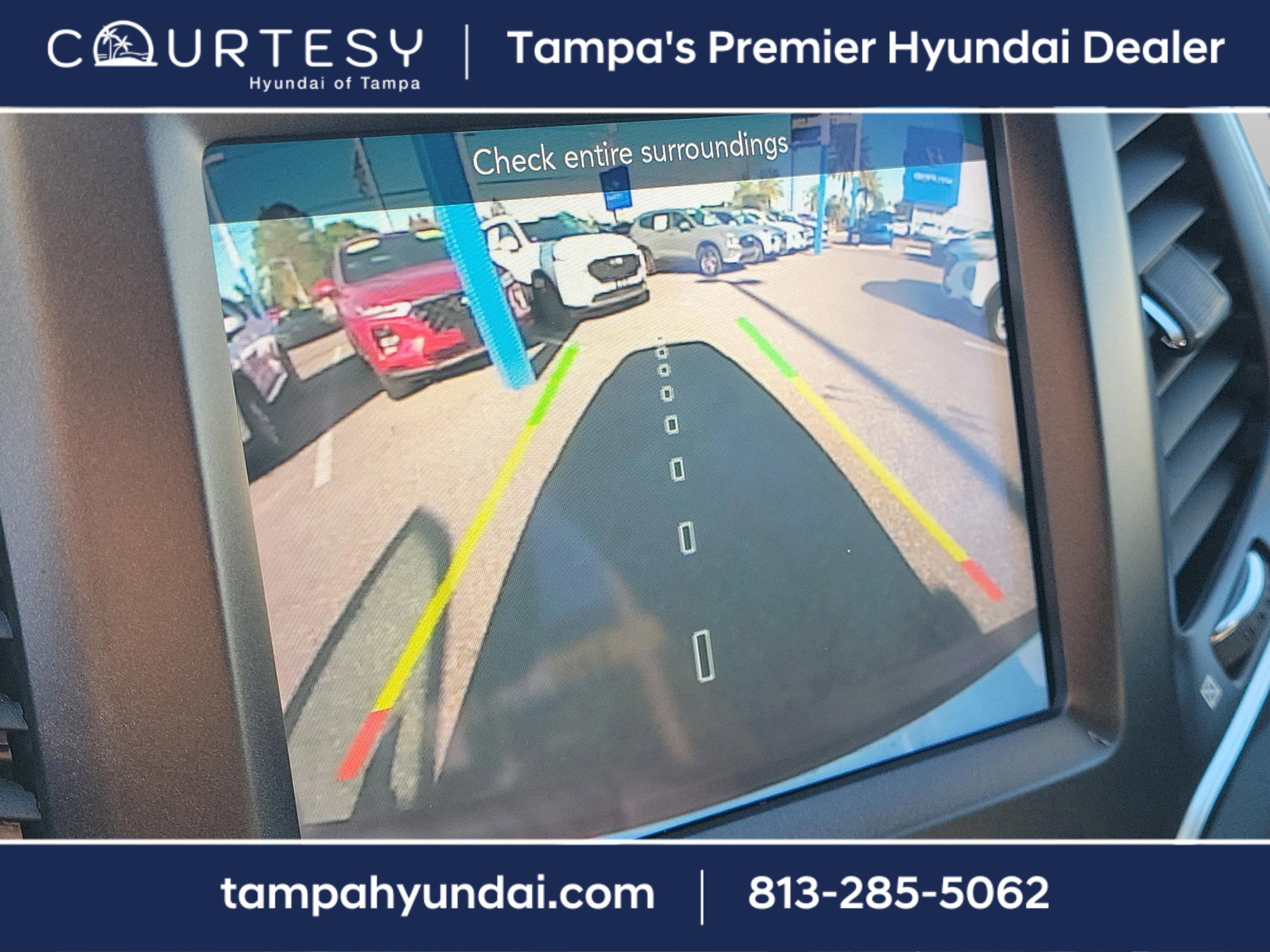 Used 2021 Jeep Cherokee Trailhawk w/ Comfort/Convenience Group image 32