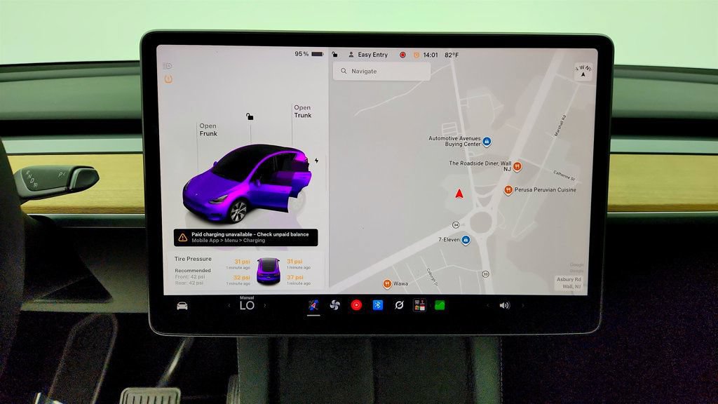 Used 2023 Tesla Model Y AWD image 21