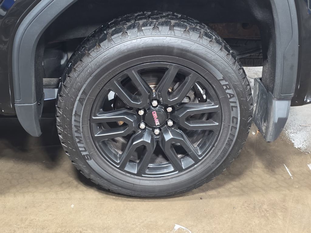 Used 2022 GMC Sierra 1500 Elevation image 32