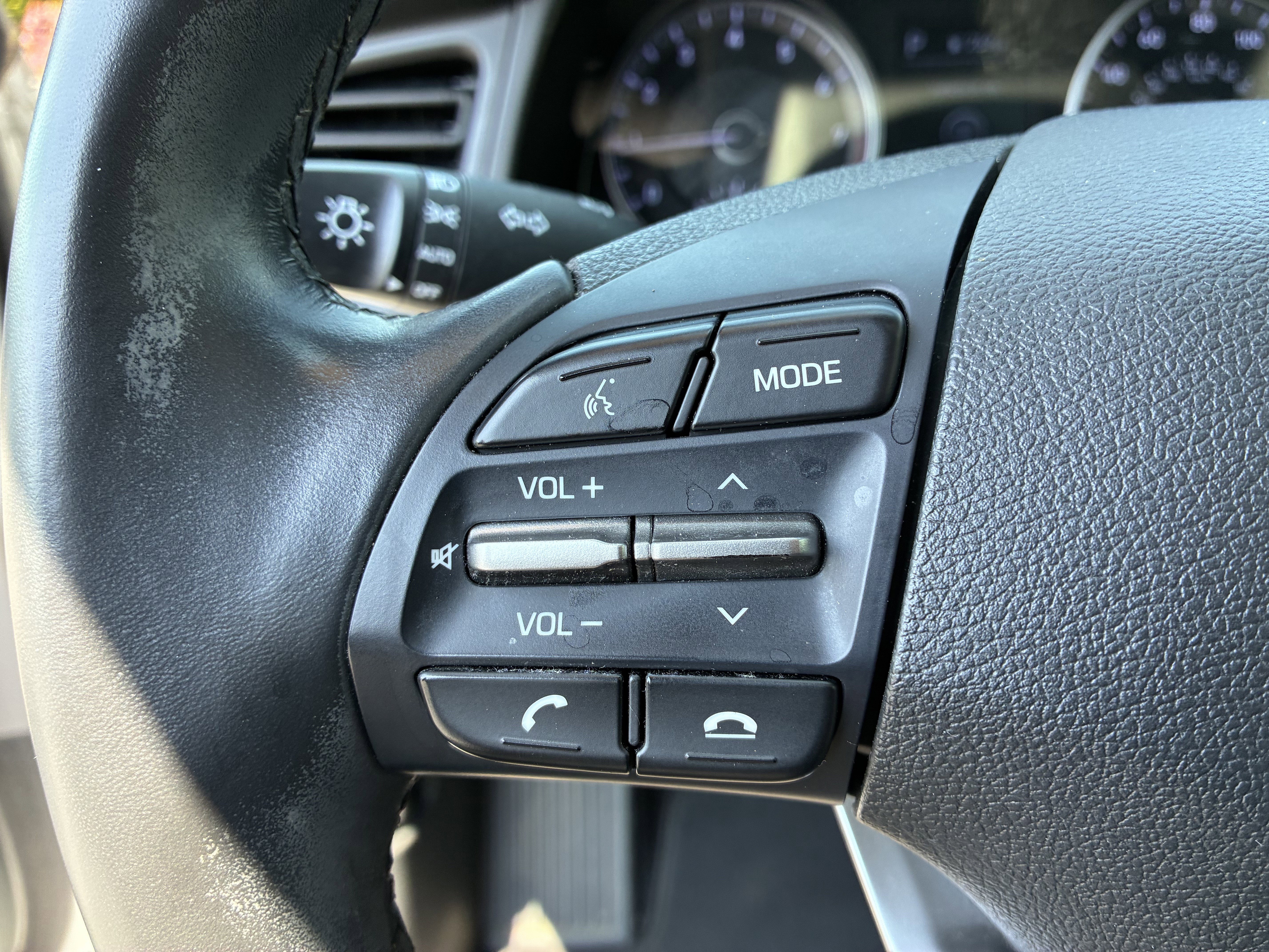 Used 2020 Hyundai Elantra Value Edition FWD image 27
