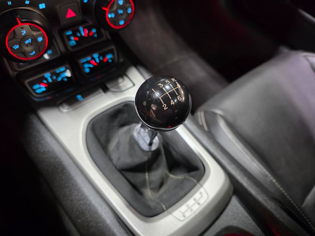 Used 2014 Chevrolet Camaro SS w/ SS Performance Package RWD image 30