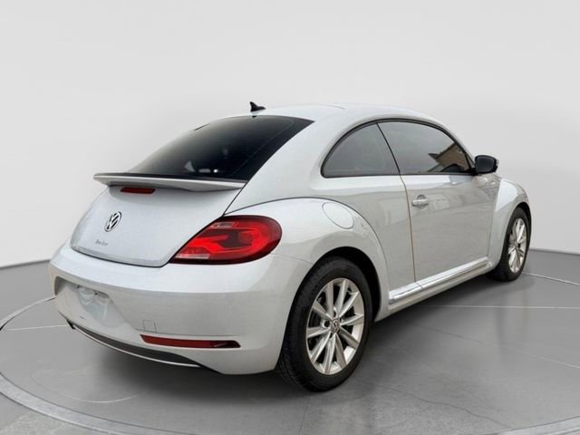 Used 2017 Volkswagen Beetle 1.8T SE image 9