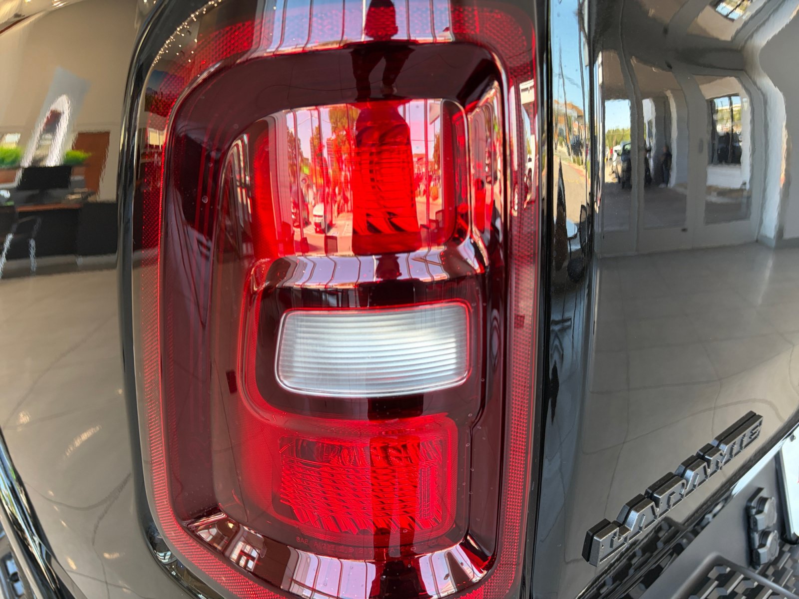 New 2027 RAM 1500 Laramie w/ Night Edition AWD/4WD image 29
