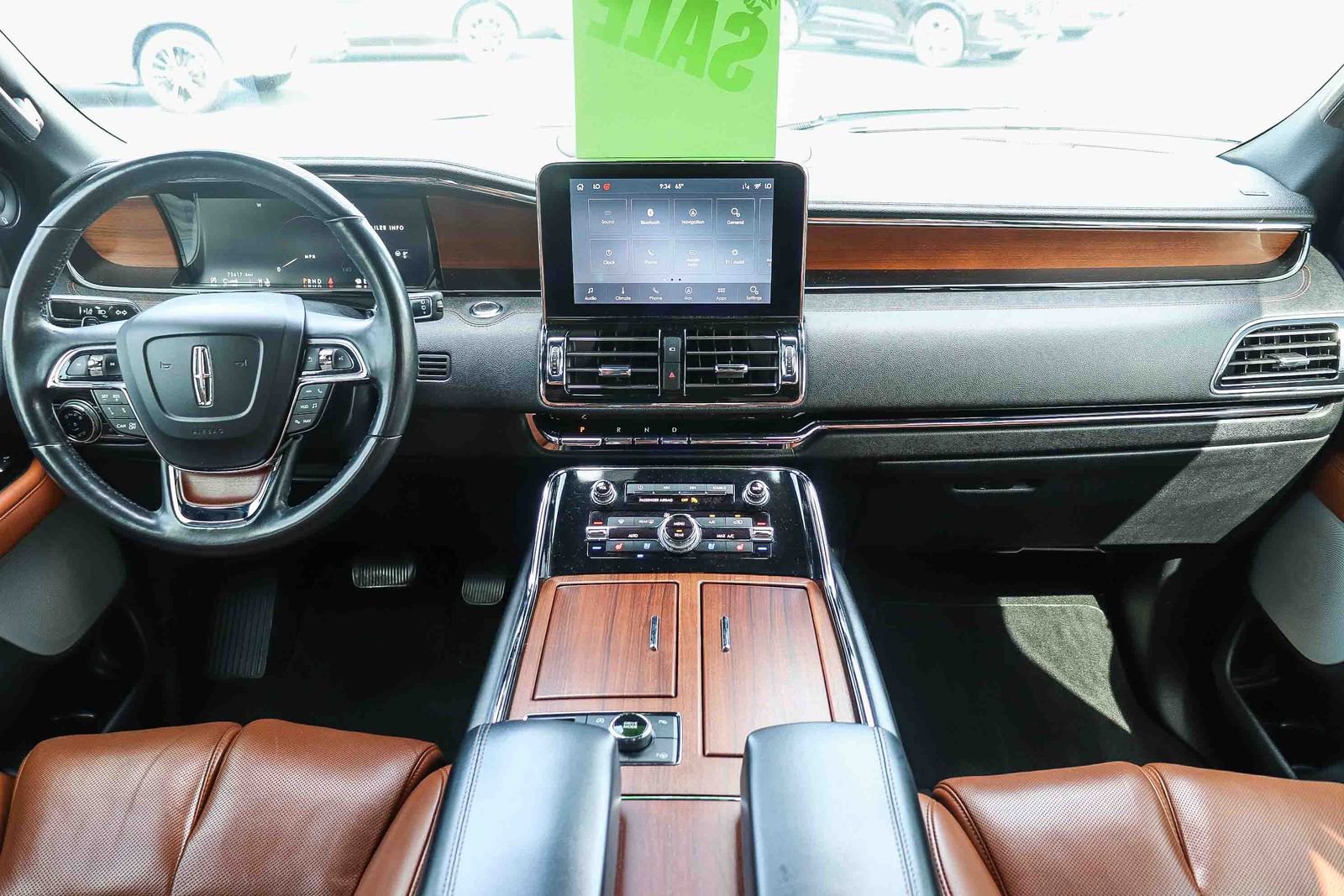 Used 2020 Lincoln Navigator L Reserve w/ Luxury Package AWD/4WD image 12