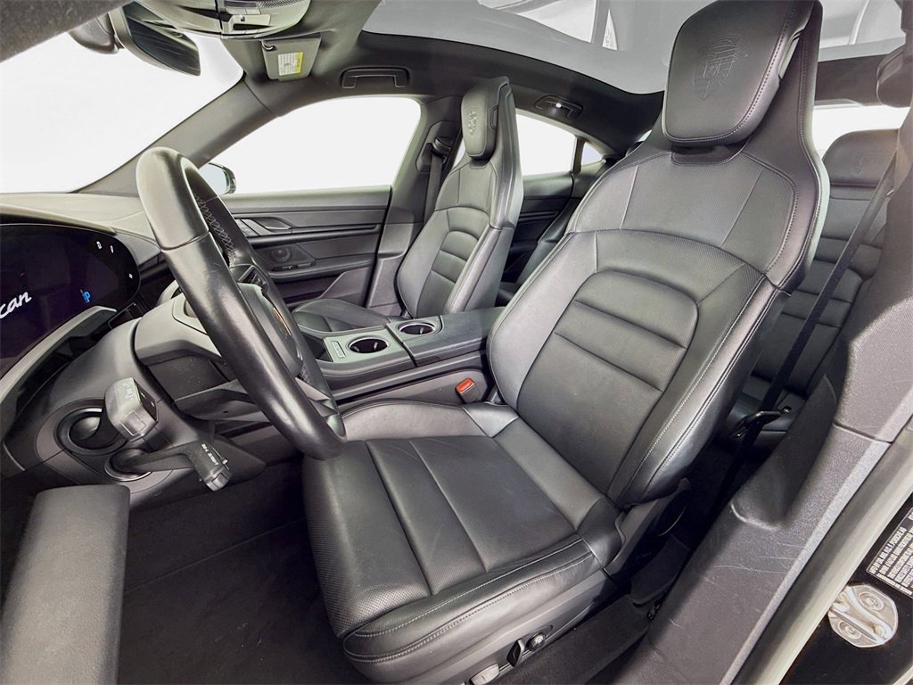 Certified 2022 Porsche Taycan image 5